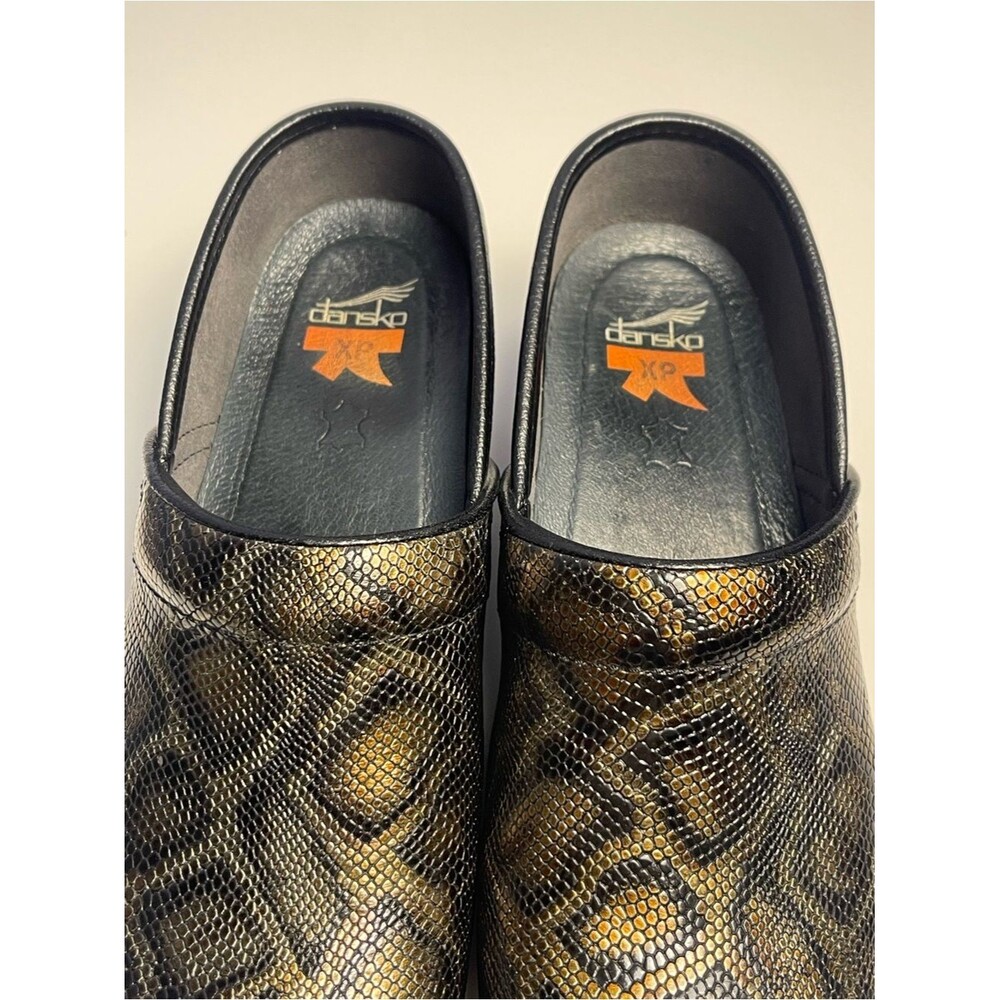 Dansko Python Print Clogs Size 8.5-9 - Picture 9 of 10